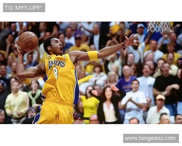 科比在对阵爵士的比赛中狂砍38分展现传奇风采与不屈精神