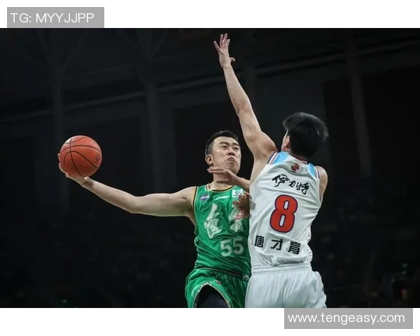 辽宁与浙江季前赛精彩对决结果揭晓球队表现引发球迷热议