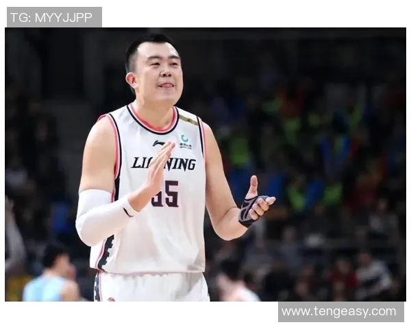 韩德君:从篮球新星到中国男篮的中流砥柱之路与辉煌成就分析 韩德君:从篮球新星到中国男篮的中流砥柱之路与辉煌成就分析