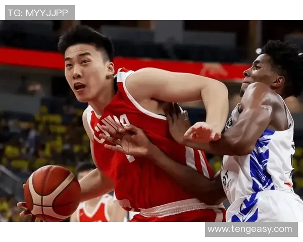 高诗岩：从青涩球员到篮球场上的璀璨明星之路