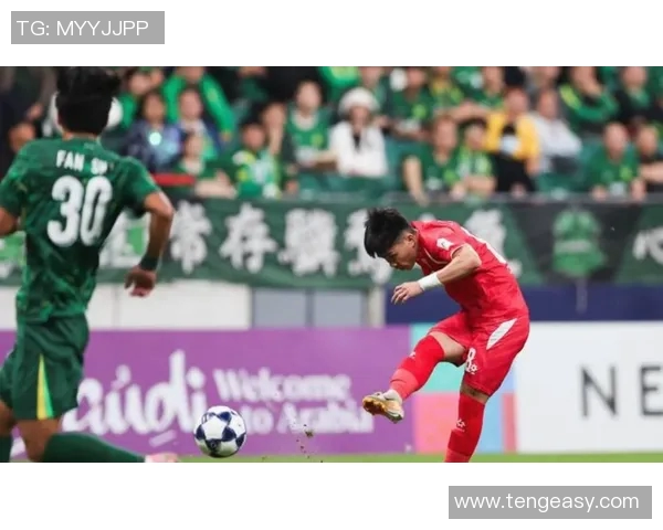 北京国安迎战浦和红宝石力争亚冠小组赛首胜的关键之战