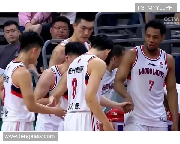 腾讯体育CBA精彩对决广州队迎战广东队全力争胜展现篮球魅力 腾讯体育CBA精彩对决广州队迎战广东队全力争胜展现篮球魅力