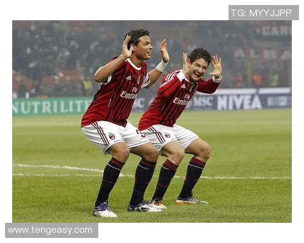 莎索罗与AC米兰激战正酣谁能在意甲赛场上笑到最后 莎索罗与AC米兰激战正酣谁能在意甲赛场上笑到最后