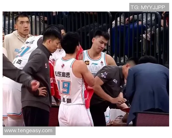 第26轮精彩对决山东队迎战辽宁队争夺季后赛名额的关键战役