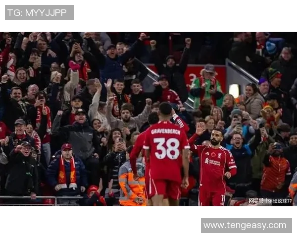 利物浦与车路士激战正酣比分揭晓精彩瞬间回顾 利物浦与车路士激战正酣比分揭晓精彩瞬间回顾