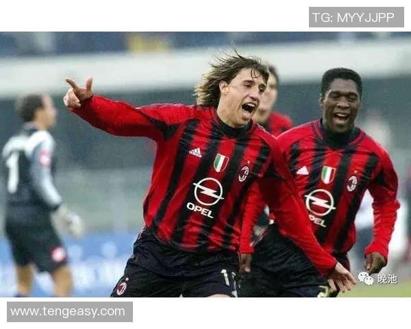 卡卡领衔AC米兰对决曼联的经典对抗赛回顾与分析 卡卡领衔AC米兰对决曼联的经典对抗赛回顾与分析