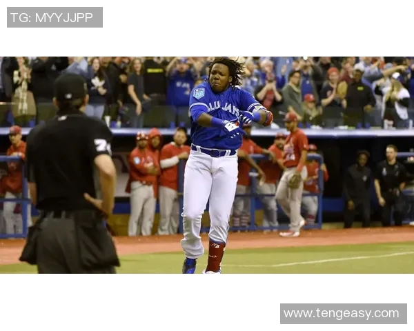 吕迪格:从德甲新星到国际舞台的坚韧守护者之路 吕迪格:从德甲新星到国际舞台的坚韧守护者之路